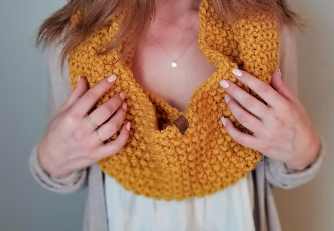 Mustard Chunky Hand Knit Cowl // Made in Canada //chunky Seed Stitch ...