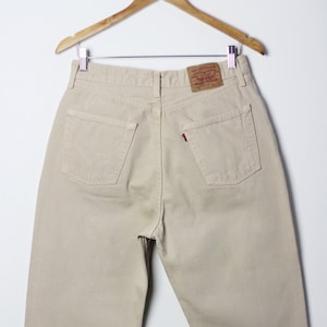Calça jeans bege LEVI&#39;S 901 tamanho 32 para petite, calça jeans vintage dos anos 90 tamanho L32 L28