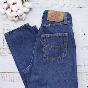 Calça jeans Levi&#39;s 901 tamanho W24-25, jeans Levi&#39;s azul escuro vintage XXS