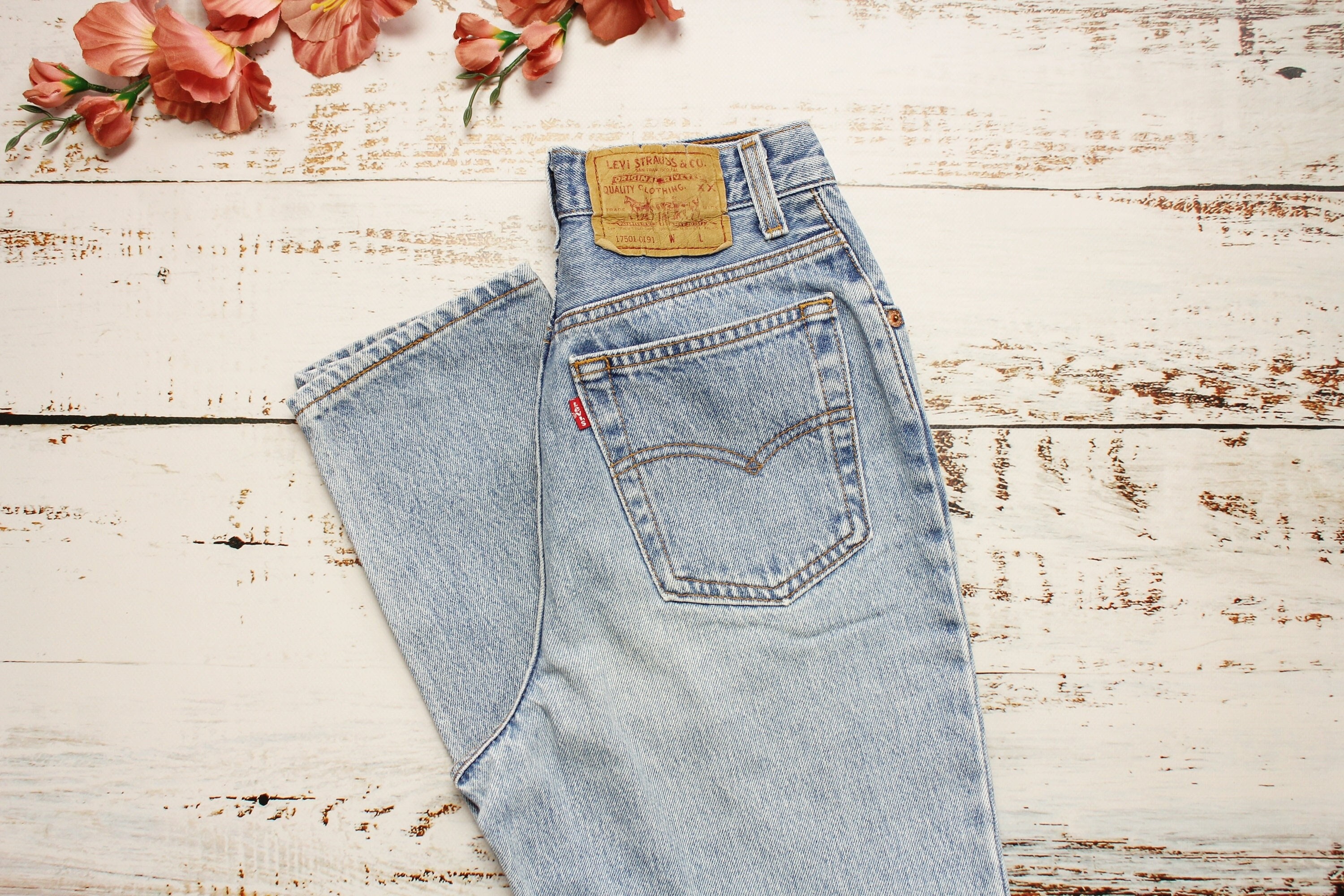 Levis Mom Jeans 25 -  UK