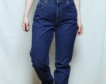 Levi's 550 jeans size W27 L32 made in USA, Vintage dark blue denim, Mom fit