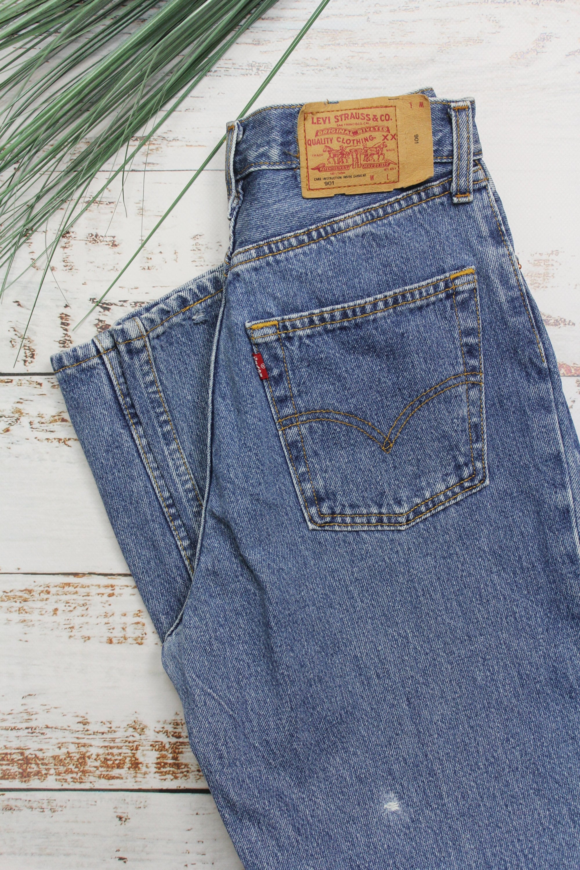 LEVI'S 901 Jeans Size 27 Distressed, Deep Mid Blue Wash of LEVI'S 901 Jeans Size 27 Distressed, Deep Mid Blue Wash of
