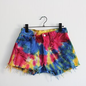 LEVI'S TIE DYE shorts, Denim colorful cutoffs * W29 29 / Small image 4