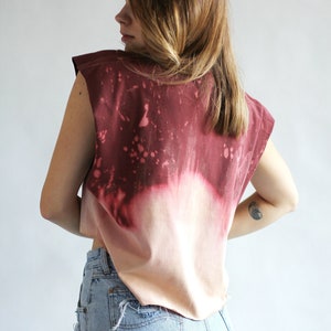 Bleached crop top in burgundy pink color, Handmade vintage t-shirt from 90s in size XL / oversize