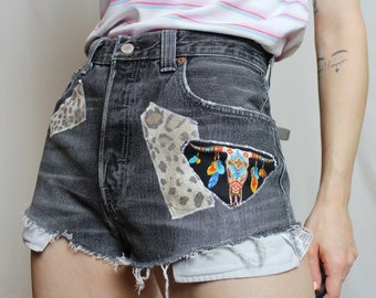 Levi's 501 shorts with patches, Dark gray jean shorts with leopard print