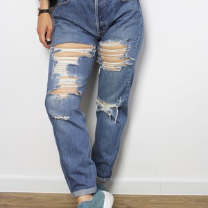 LEVI'S 501 jeans with rips and holes, Size 29 image 4