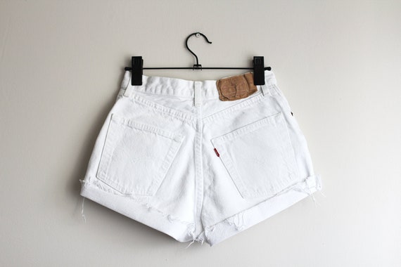 levi's high rise white shorts