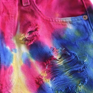 LEVI'S TIE DYE shorts, Denim colorful cutoffs * W29 29 / Small image 6