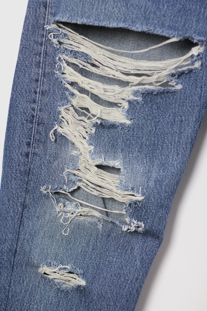 LEVI'S 501 jeans with rips and holes, Size 29 image 9