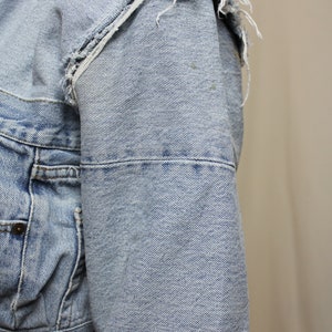 Upcycled denim jacket made of preloved Levi's jeans, Remade jean jacket image 6