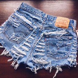 ripped levis shorts