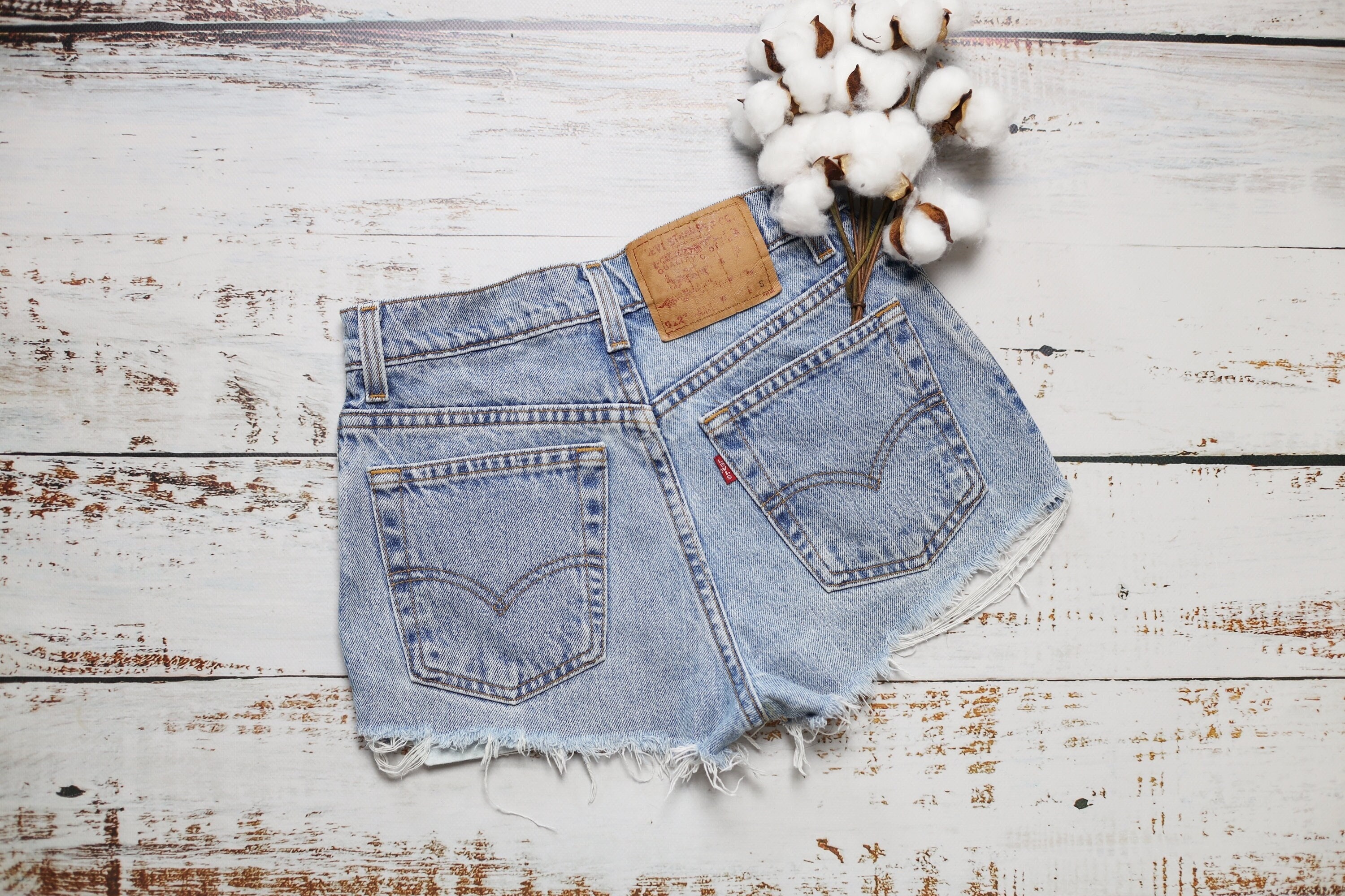 Levi's wedgie short sale