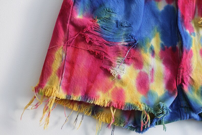 LEVI'S TIE DYE shorts, Denim colorful cutoffs * W29 29 / Small image 5