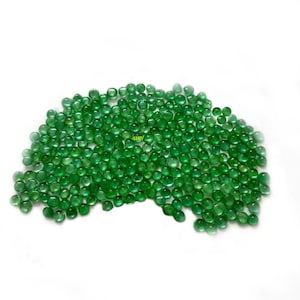 Natural Emerald Green Round Cabochon 2.50X2.50 MM Emerald Round cabochon Green color loose gemstone