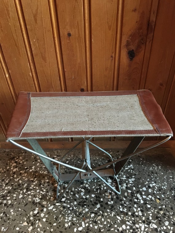 folding canvas stool