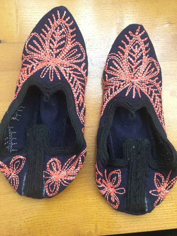 vintage style slippers