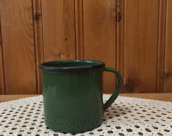 Vintage enamel pot, Metal Cup, Green Cup, Enameled Cup, Handle Cup, Metal Water Cup, Tea Cup, Vintage Decor Collectors Cup Travel Gear,