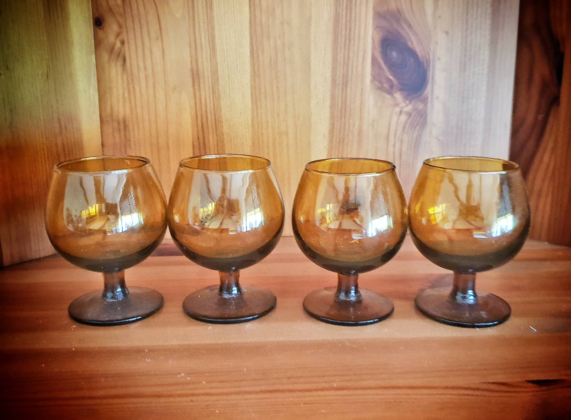 Ensemble de 4 Verres Cognac Brun en Verre à Soplescent Français Vintage Des Années 70 Barware Idées