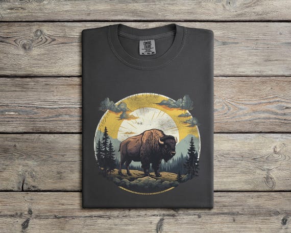 Bison Shirt, Comfort Colors Tee, Graphic Buffalo Tshirt, Vintage Clothing gift for her, Hiking Shirt, Nature Birthday Gift for him
