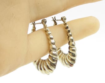 925 sterling silver - vintage puffy scalloped hoop earring - e1087