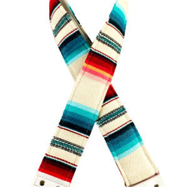 Correa de guitarra con manta de sillín color crema y azul