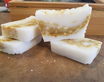 100% Coconut Oil Peppermint Shampoo Bar