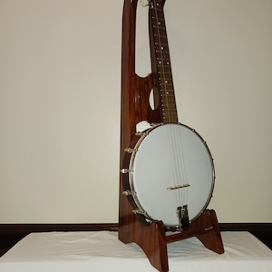 Tall Banjo Stand. Beautiful and Classy. A Perfect Compliment to Your ...