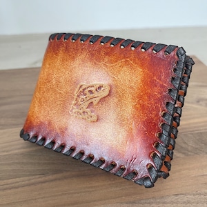 Cartera de hombre estilo occidental, cartera de cuero personalizada, cartera plegable hecha a mano, regalo de cumpleaños para él, cartera de cuero 100 % de grano completo