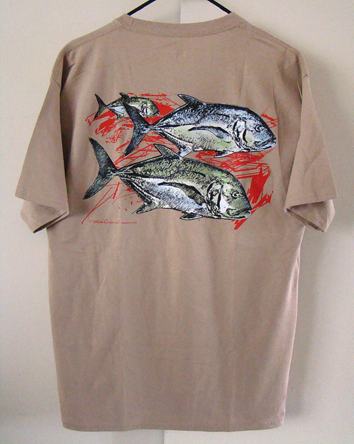 Ulua Dreams T-shirt, Ulua Fishing Shirt, Fish Design, Hawaii Fish Shirt ...