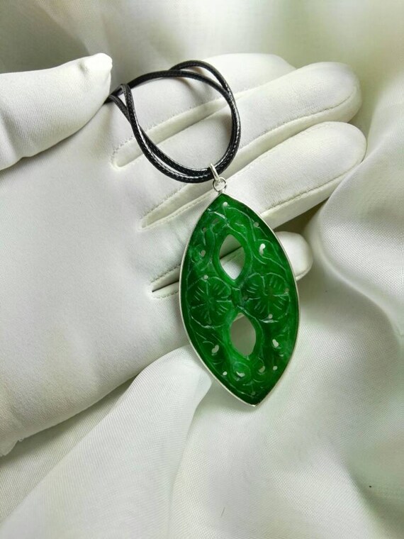 Green Jade Choker Necklace, Carved Jade, Vintaje Pendant, Handmade Jewel,  Wrapped Wire, Good Luck, Feng Sui, 925 Silver, HEART, LOVE, GIFT,