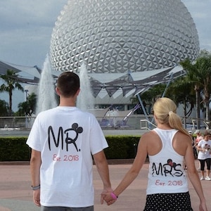 Mr and Mrs personalized shirts best anniversary gift for cutest couple great wedding idea for woman her just married etsy shop 5XL a