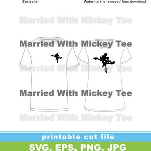 Pu&ograve; includere: Un file di taglio stampabile con il design di due t-shirt con il testo "Married With Mickey Tee" e una silhouette di Topolino. Il design &egrave; disponibile nei formati SVG, EPS, PNG e JPG.