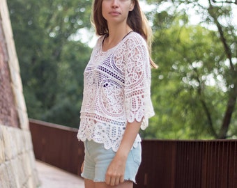 boho shirt crochet, white crochet top, crochet boho top, white top bohemian, white lace shirt, boho clothing, white blouse embroidered