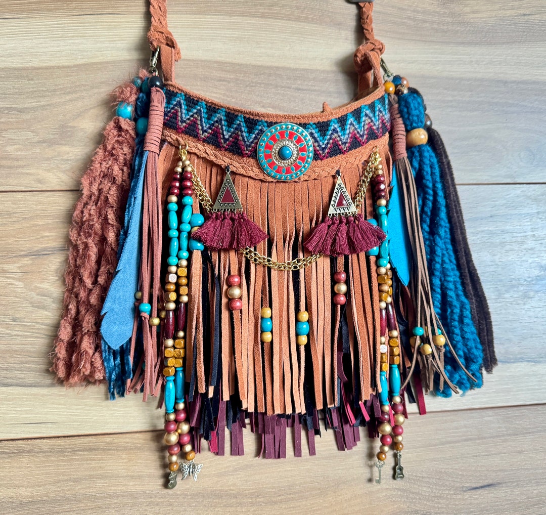 QWINEE Women's Fringe Hobo Bag – Denim & Vegan Suede Tassel Crossbody Bag (Small Boho Style) - View #4