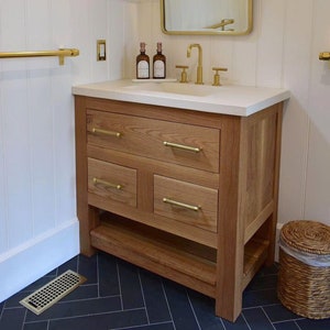 White Oak Bathroom Vanity | Single Sink