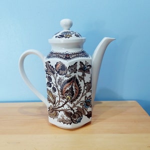 Vintage Ridgway &quot;Jacobean&quot; tall teapot/coffee pot, ironstone made in England 1960s