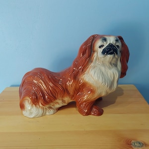 Large vintage Kingston pottery pekingese dog