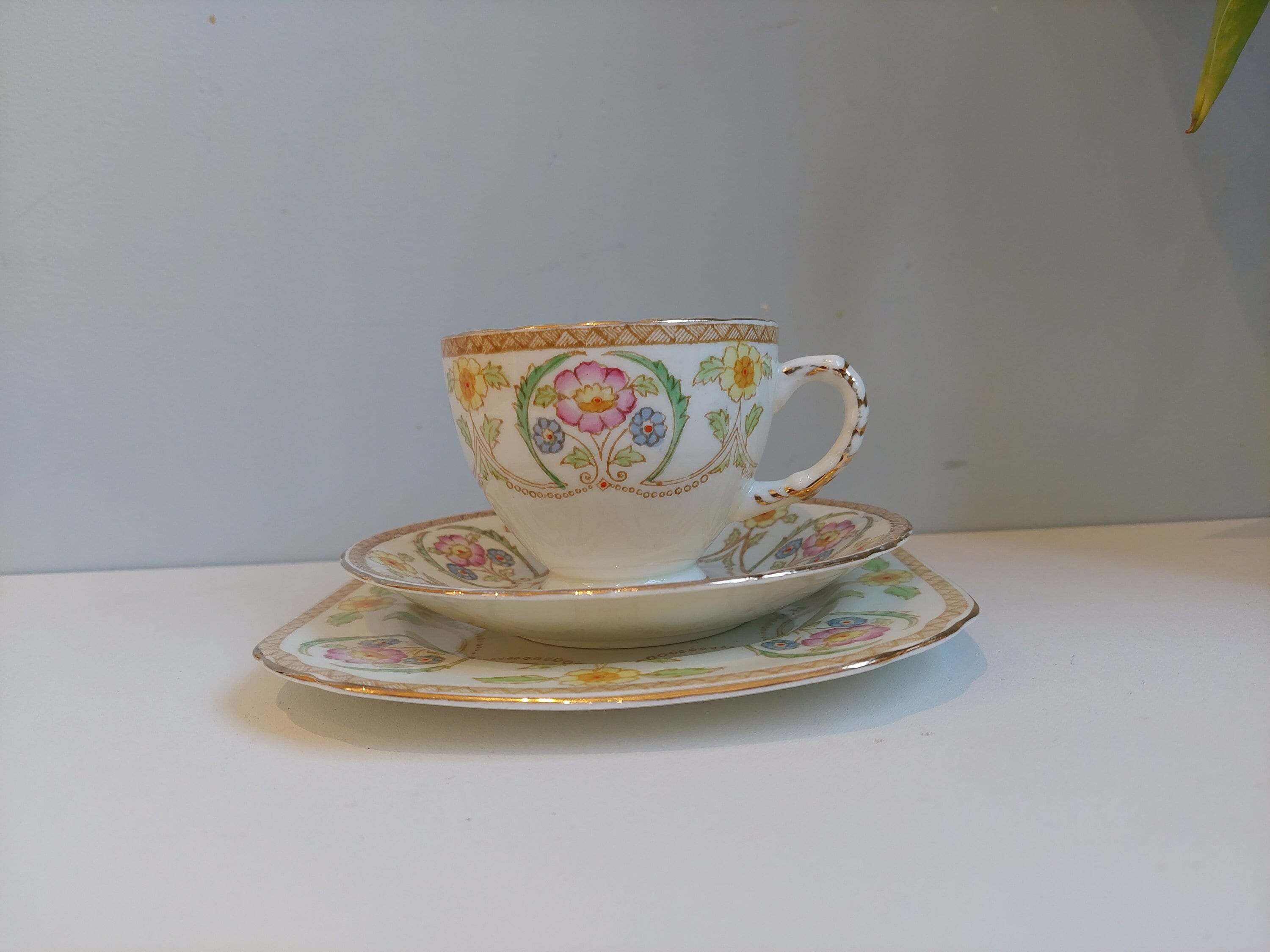 Sutherland Art Ware - Etsy Australia