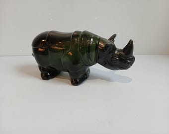 Zabytkowa butelka po wodzie kolońskiej/po goleniu Avon Rhino, wyprodukowana w latach 70. XX wieku