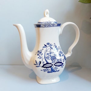 Vintage Myott Meakin &quot;blue onion&quot; coffee pot/tall teapot,  made in England 1980s