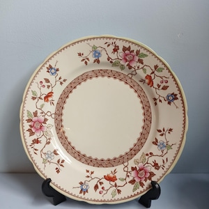 Vintage Royal Cauldon dining plate, 10.5 inches made in England 1940s
