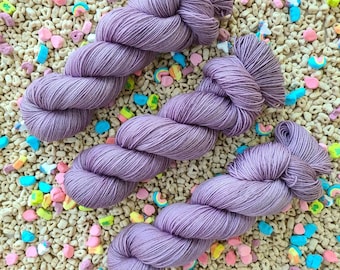 Fer à cheval - Fil teint à la main - Poids du doigté - 4 plis