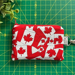 Porte-monnaie rouge et blanc avec drapeau du Canada · Porte-monnaie · Mini porte-clés portefeuille · Petite pochette à fermeture éclair