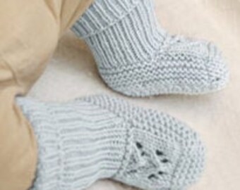 Baby socks baby shoes in desired color - 100% merino wool - hand-knitted - 3 sizes and 42 colors available