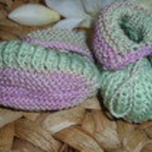 Unique: baby shoes in pastel shades for 0-4 months 100% cotton hand-knitted ready to ship image 4