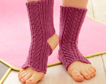 Yoga socks in your desired color - 100% wool - available in 3 sizes - hand knitted - Pilates -