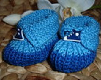 Unique: Baby shoes "Go Sports" (0-5 months) - 100% cotton - button - hand-knitted - ready to ship