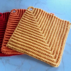 Large potholders in your choice of color - 100% cotton - 2 pieces - with hanging loop - vintage style - many colors available for immediate delivery