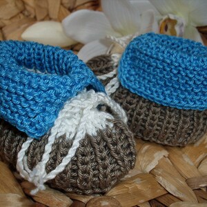 Baby shoes taupe-white-blue 100% cotton hand-knitted image 2