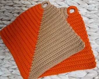Tweekleurige pannenlappen van 100% katoen - beige en oranje - 2 stuks - met ophanglus - direct leverbaar